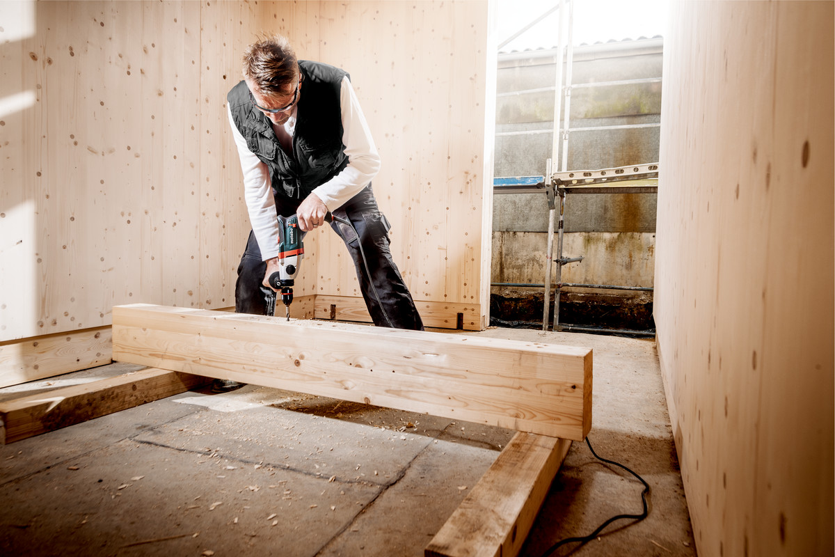 Metabo SBEV 1300-2 S 1300 Watt Electronic Two-Speed Impact Drill 600786500 - Image 4