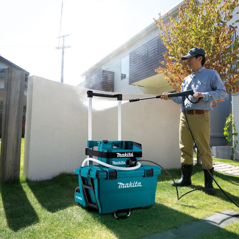 Makita DHW080ZK 36V (18Vx2) Brushless High Pressure Washer / Cleaner