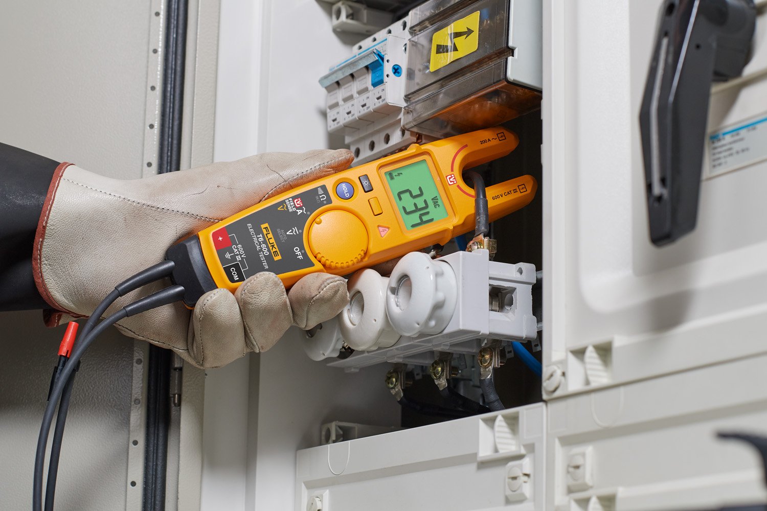 Fluke T6-600 600V Electrical Tester with Field Sense Technology - Image 8