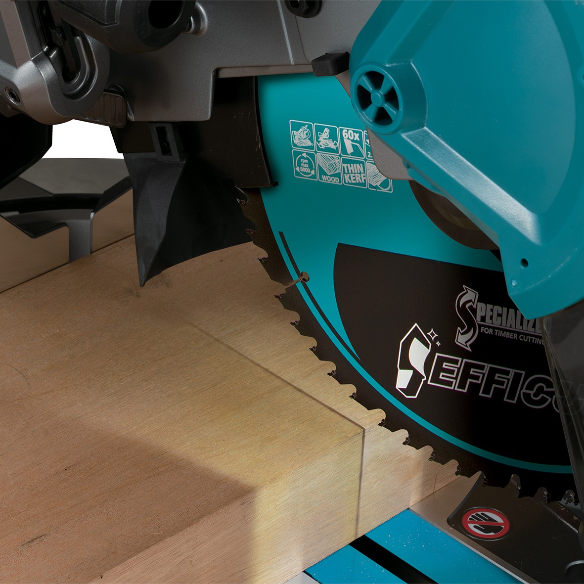 Makita LS003GZ 40V MAX Lithium-ion XGT Cordless Brushless 305mm (12?) Slide Compound Mitre Saw - Tool Only - Image 6