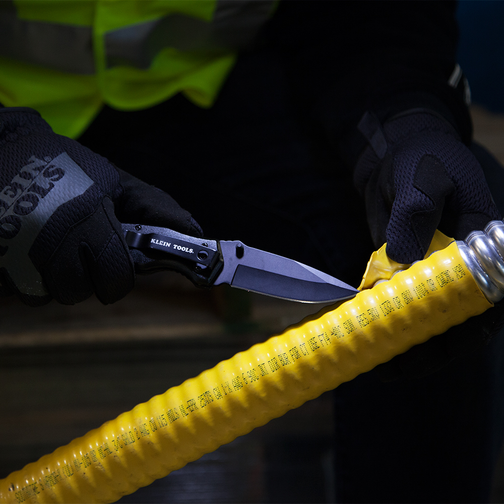 KLEIN Tools A-44220 Pocket Knife, Black, Drop Point Blade - Image 6